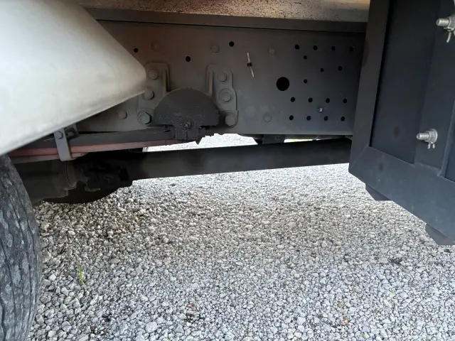 いすゞ フォワード 2PG-FRR90S2(2WD)の写真36