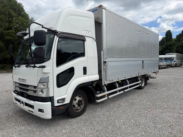 いすゞ フォワード 2RG-FRR90T2(2WD)の写真3