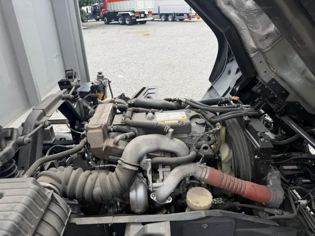 いすゞ フォワード 2RG-FRR90T2(2WD)の写真49
