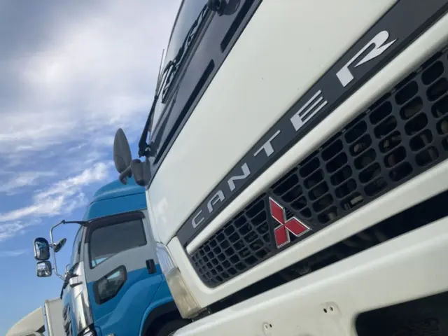 日野 デュトロ PB-XZU304M(2WD)の写真32