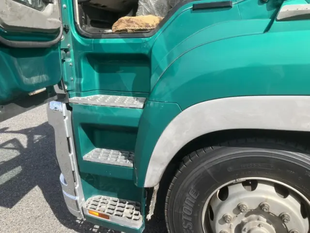 三菱 スーパーグレート 2KG-FV70HJRの写真8