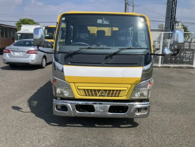 三菱 キャンター PDG-FE71BD(2WD)の写真3