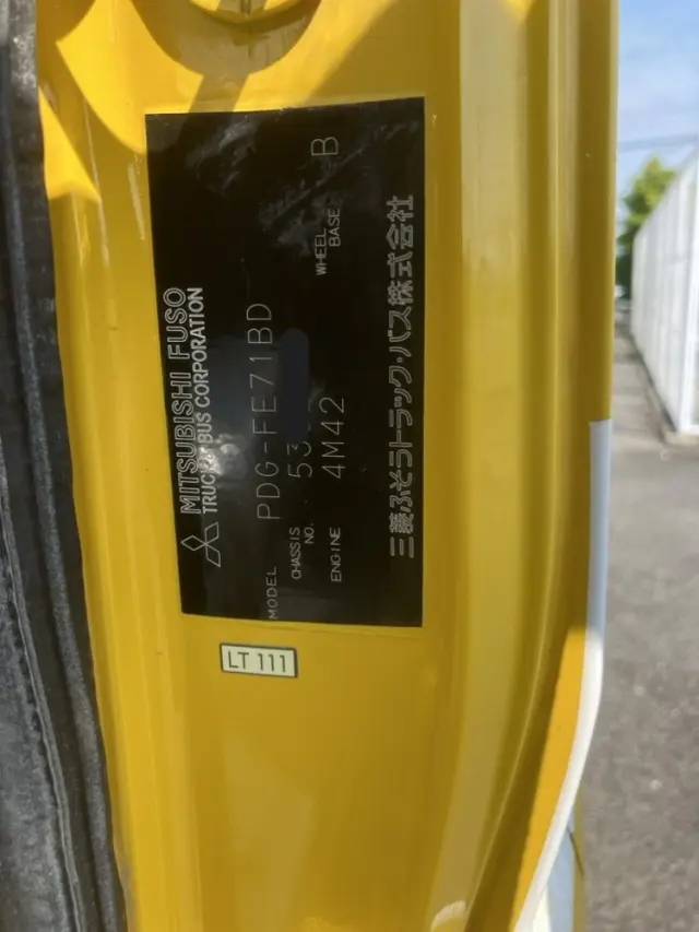 三菱 キャンター PDG-FE71BD(2WD)の写真6