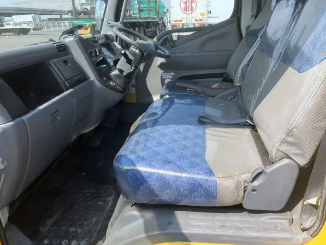 三菱 キャンター PDG-FE71BD(2WD)の写真7