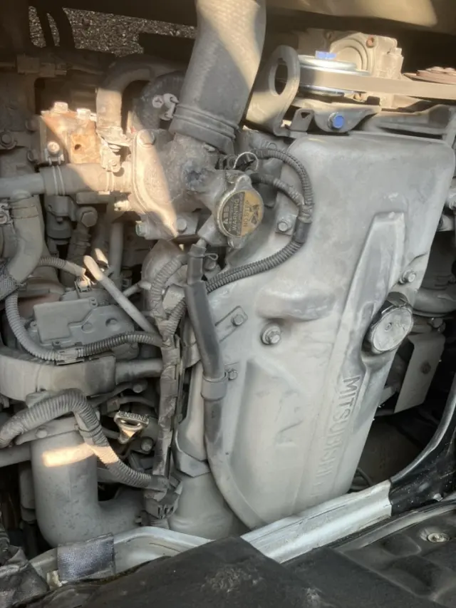 三菱 キャンター PDG-FE71BD(2WD)の写真40