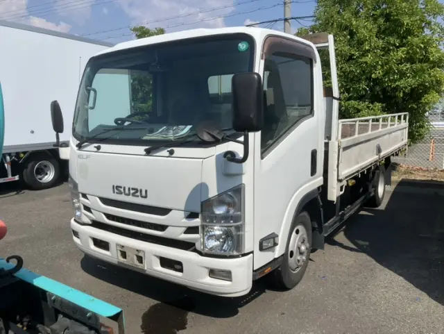 いすゞ エルフ TRG-NPR85AR(2WD)の写真9