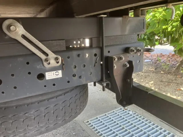 いすゞ エルフ TRG-NPR85AR(2WD)の写真18