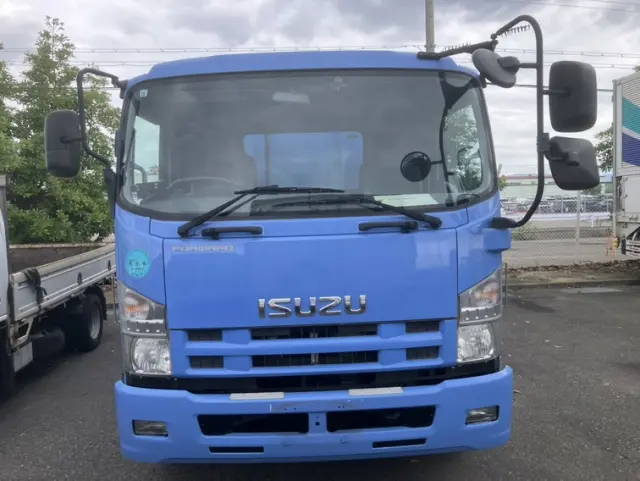 いすゞ フォワード LKG-FTR90S2の写真2