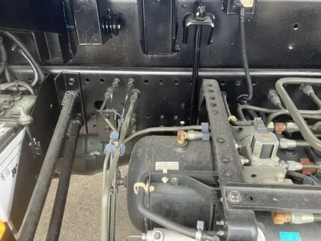 いすゞ フォワード LKG-FTR90S2の写真5