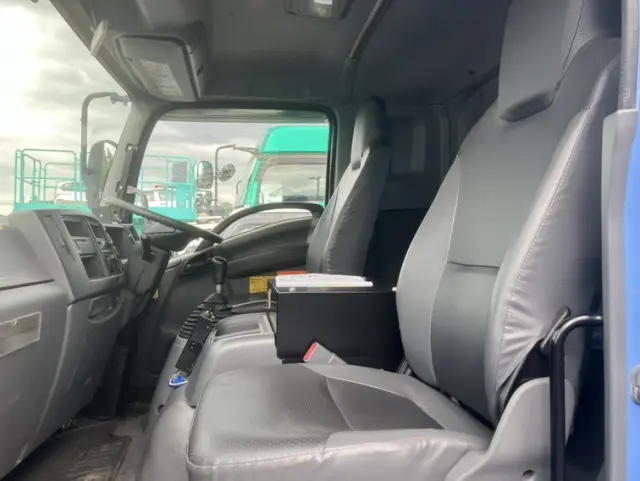 いすゞ フォワード LKG-FTR90S2の写真19