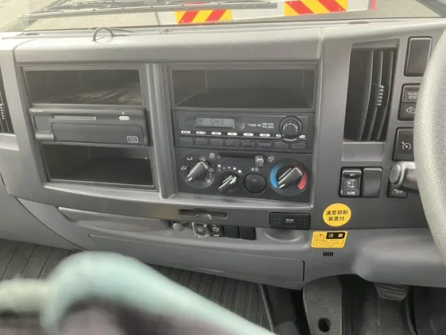 いすゞ フォワード LKG-FTR90S2の写真22