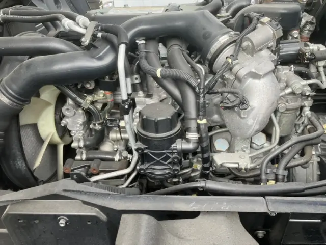 いすゞ フォワード LKG-FTR90S2の写真33