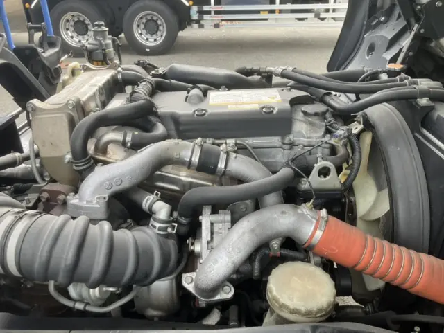 いすゞ フォワード LKG-FTR90S2の写真37