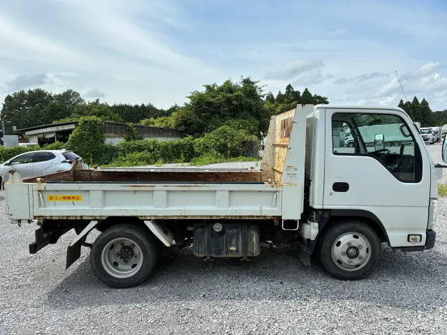 いすゞ エルフ TPG-NJR85AN(2WD)の写真8