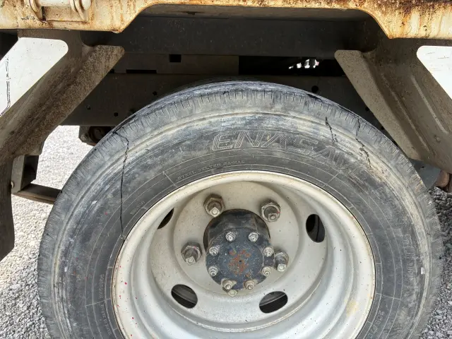 いすゞ エルフ TPG-NJR85AN(2WD)の写真35