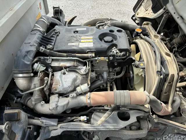 いすゞ エルフ TPG-NJR85AN(2WD)の写真43