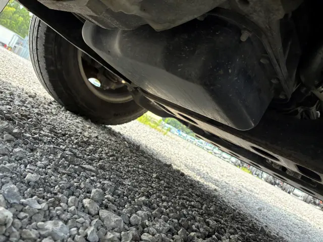 いすゞ エルフ TPG-NJR85AN(2WD)の写真45