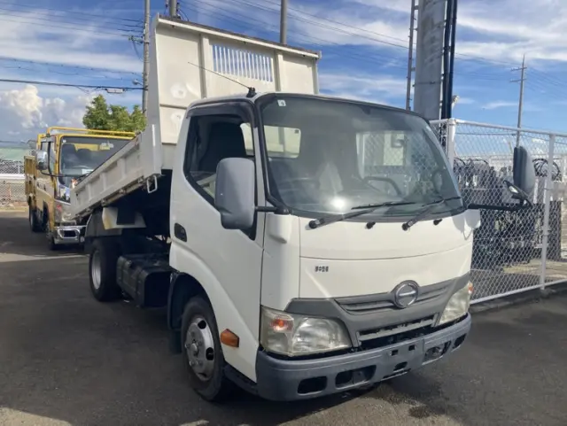 日野 デュトロ TKG-XZC610T(2WD)の写真1
