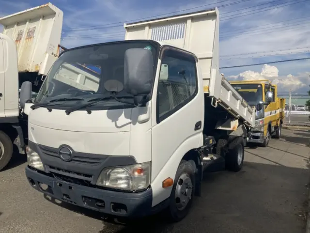 日野 デュトロ TKG-XZC610T(2WD)の写真2