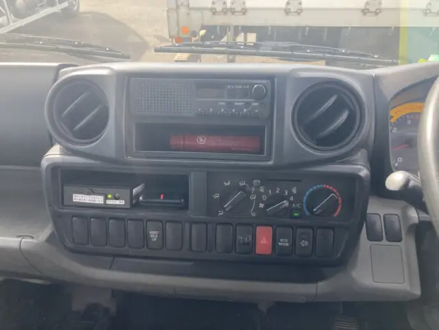 日野 デュトロ TKG-XZC610T(2WD)の写真21