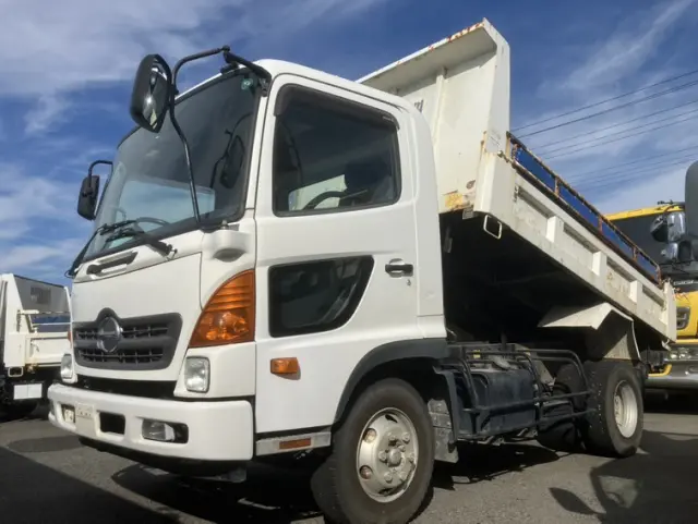日野 レンジャー TKG-FC9JCAP(2WD)の写真1