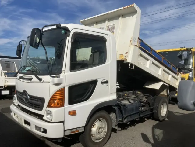 日野 レンジャー TKG-FC9JCAP(2WD)の写真2