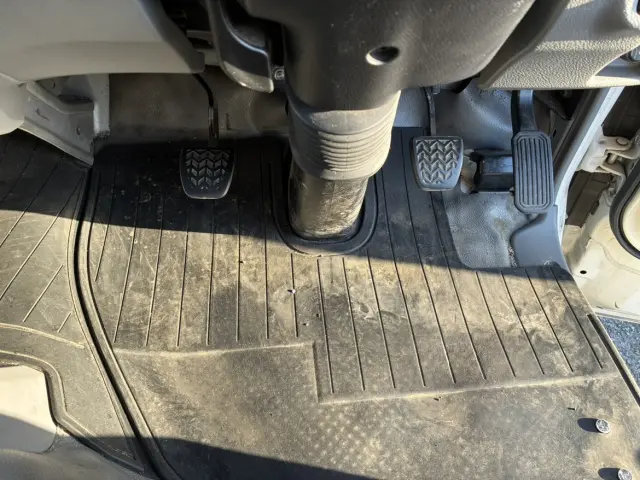 日野 デュトロ TKG-XZU710M(2WD)の写真32
