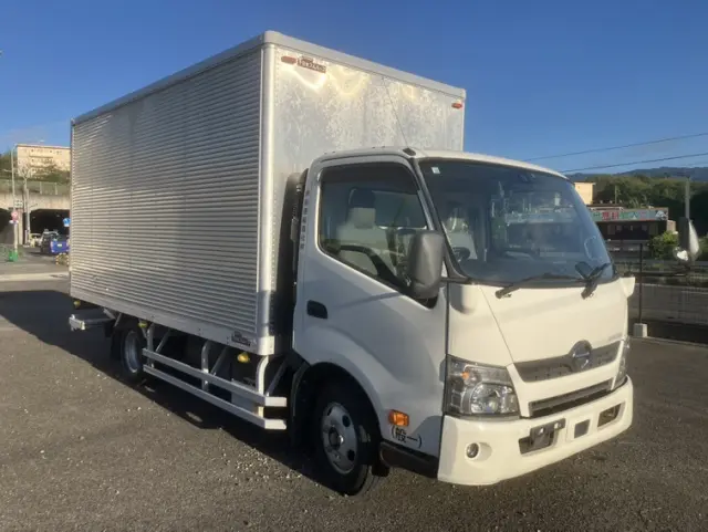 日野 デュトロ TKG-XZU710Mの写真6