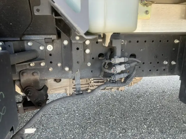 いすゞ フォワード 2RG-FRR90T2の写真25