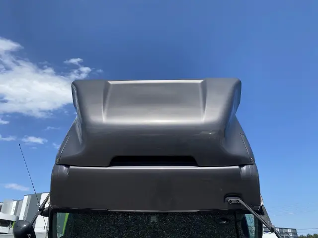 いすゞ ギガ 2PG-CYJ77C(8x4)の写真16