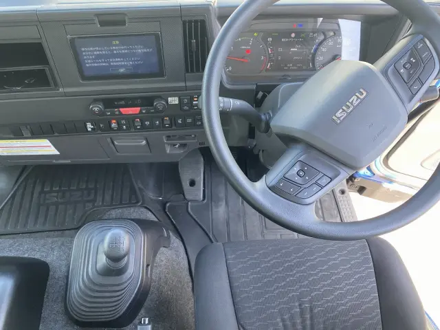 いすゞ フォワード 2RG-FRR90T4(2WD)の写真9