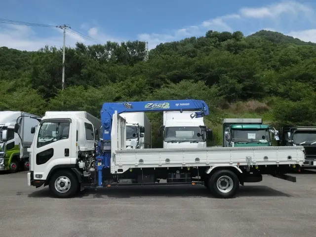 いすゞ フォワード TKG-FRR90S2(2WD)の写真7