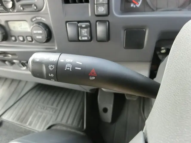 いすゞ フォワード TKG-FRR90S2(2WD)の写真12