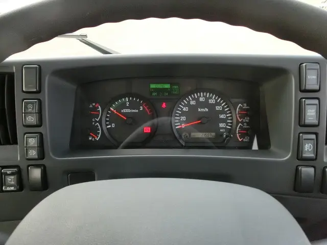 いすゞ フォワード TKG-FRR90S2(2WD)の写真14