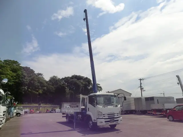 いすゞ フォワード TKG-FRR90S2(2WD)の写真33