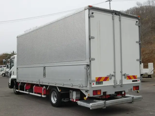 いすゞ フォワード TKG-FRR90S2(2WD)の写真4