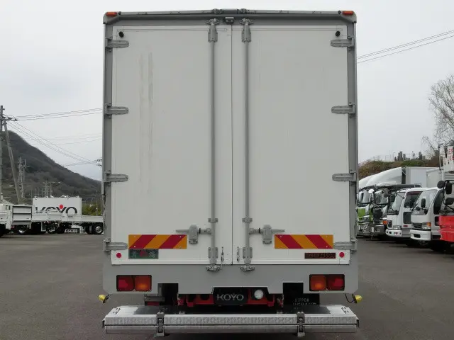 いすゞ フォワード TKG-FRR90S2(2WD)の写真5