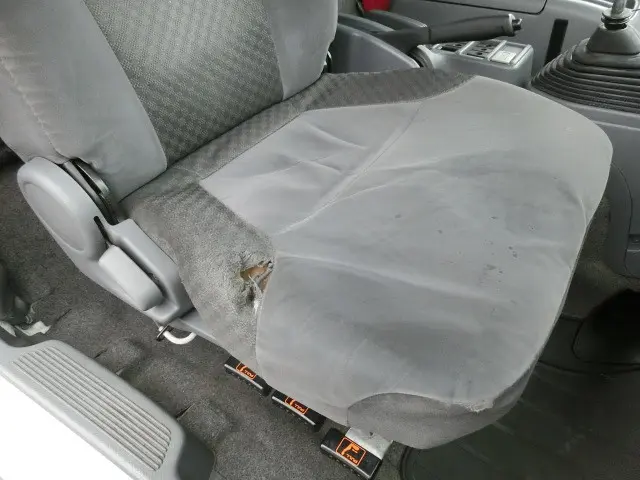 いすゞ フォワード TKG-FRR90S2(2WD)の写真11