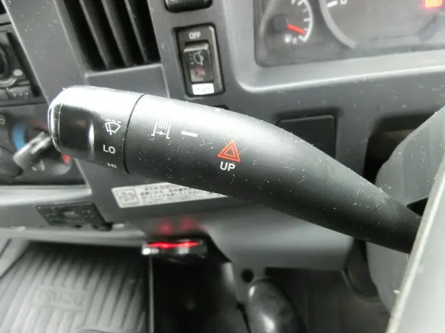 いすゞ フォワード TKG-FRR90S2(2WD)の写真15