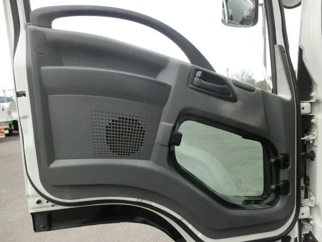 いすゞ フォワード TKG-FRR90S2(2WD)の写真26