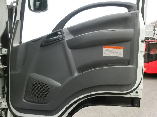 いすゞ フォワード TKG-FRR90S2(2WD)の写真29