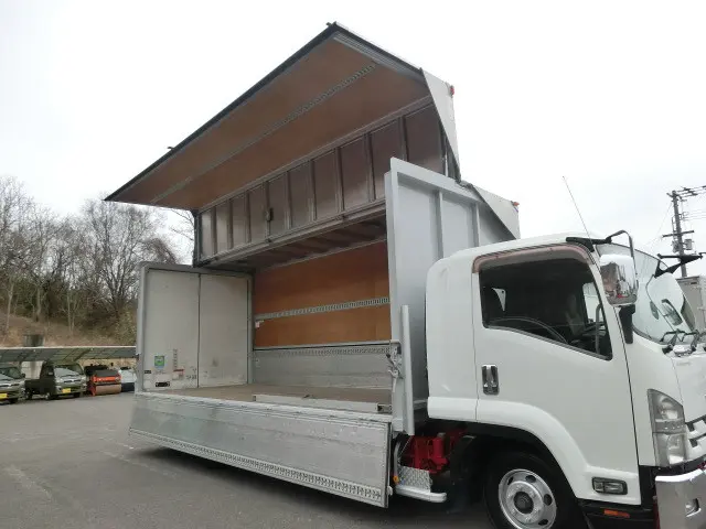 いすゞ フォワード TKG-FRR90S2(2WD)の写真33