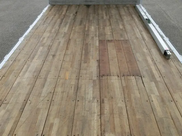 いすゞ フォワード TKG-FRR90S2(2WD)の写真36