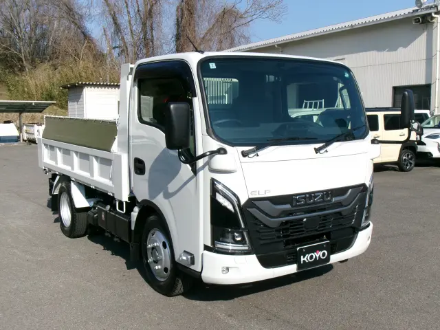 いすゞ エルフ 2RG-NKR88AT(2WD)の写真2