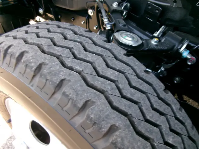 いすゞ エルフ 2RG-NKR88AT(2WD)の写真21