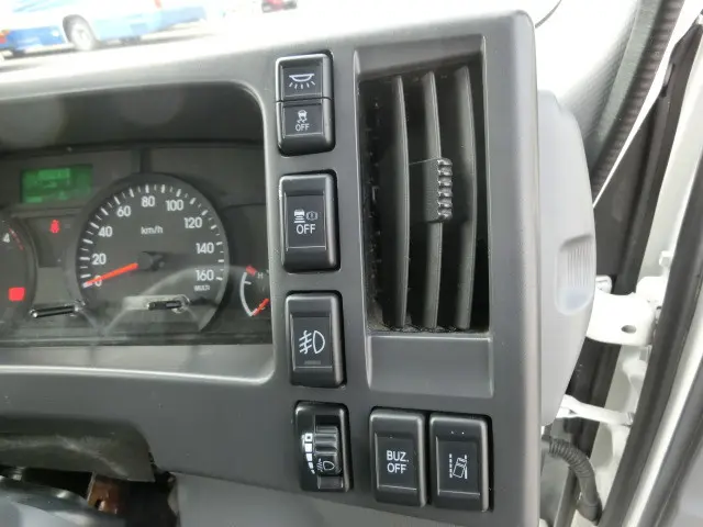 いすゞ エルフ 2RG-NLR88ANの写真17