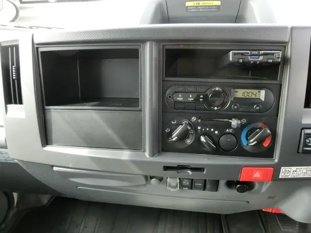 いすゞ エルフ 2RG-NLR88ANの写真20