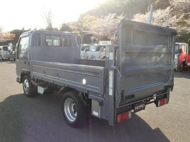 いすゞ エルフ TRG-NKR85Aの写真4