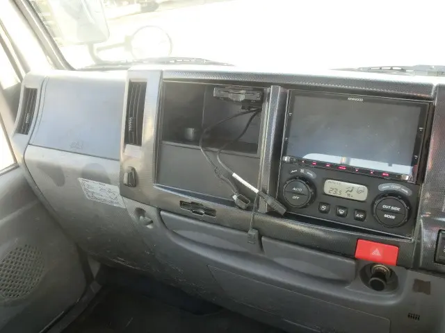 いすゞ エルフ TRG-NKR85Aの写真15