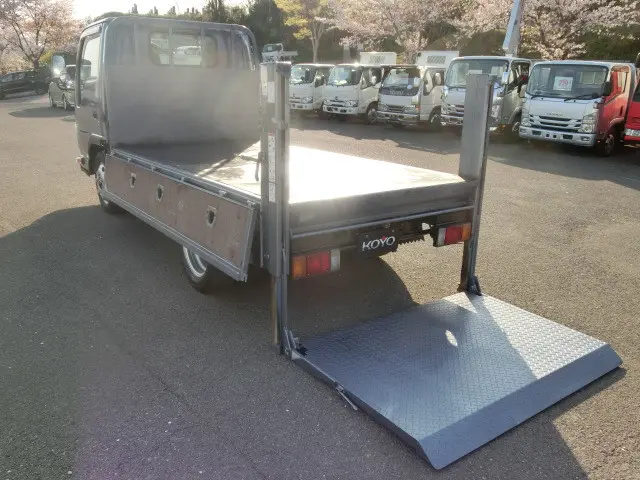 いすゞ エルフ TRG-NKR85Aの写真23